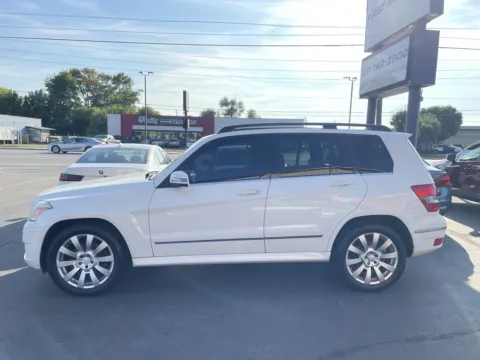 Another view of 2011 Mercedes-Benz GLK 350 for sale in Indianapolis, IN at F1rst Motors