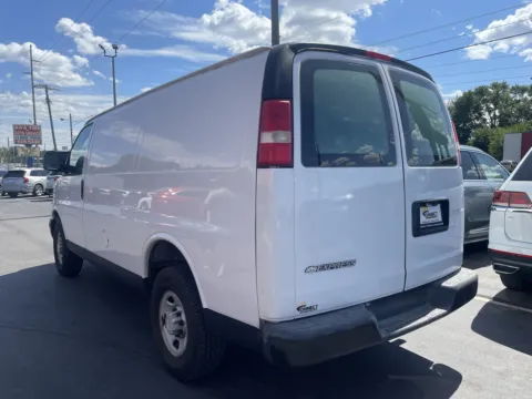 More photos of 2009 Chevrolet Express 2500 Work Van at F1rst Motors, IN