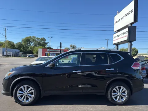 More photos of 2014 Nissan Rogue SV at F1rst Motors, IN