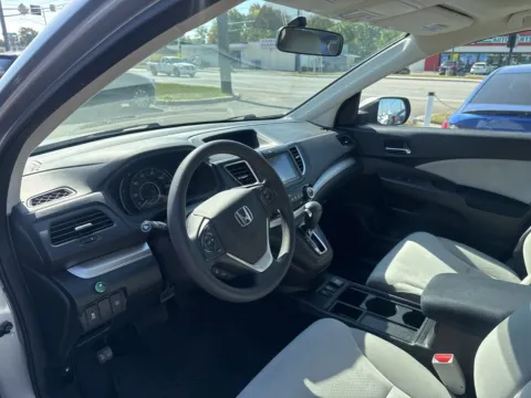 More photos of 2016 Honda CR-V EX at F1rst Motors, IN