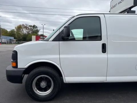 Another view of 2008 GMC Savana G1500 Work Van for sale in Indianapolis, IN at F1rst Motors