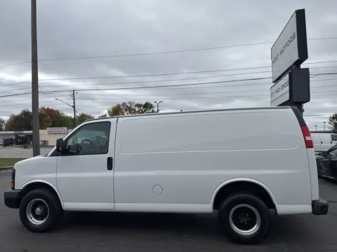 More photos of 2008 GMC Savana G1500 Work Van at F1rst Motors, IN