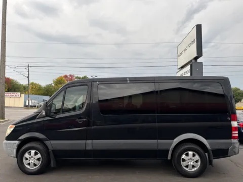 More photos of 2010 Freightliner Sprinter 2500 at F1rst Motors, IN