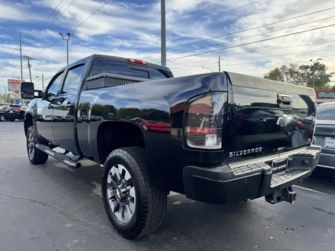 More photos of 2014 Chevrolet Silverado 2500HD LTZ at F1rst Motors, IN