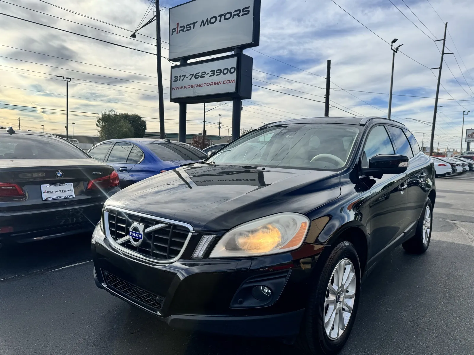 Black 2010 Volvo XC60 T6 for sale in Indianapolis, IN