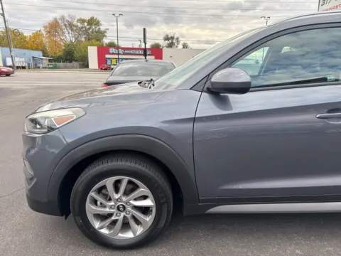 Photos of 2017 Hyundai Tucson SE for sale in Indianapolis, IN at F1rst Motors