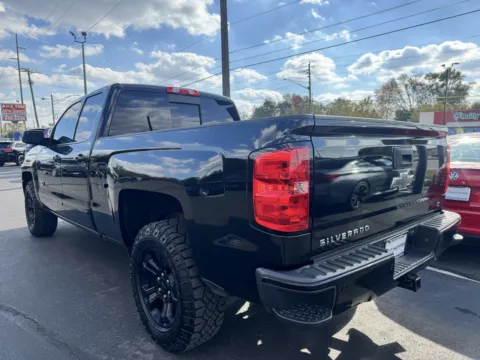 More photos of 2017 Chevrolet Silverado 1500 LT at F1rst Motors, IN