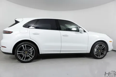 More photos of 2019 Porsche Cayenne Turbo at HBi Auto, NC