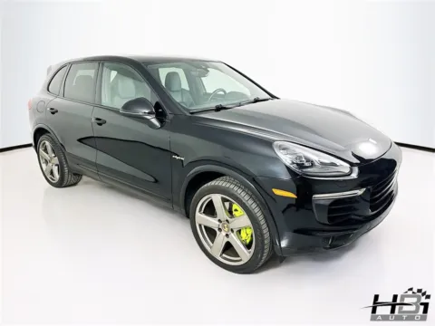 More photos of 2017 Porsche Cayenne E-Hybrid S at HBi Auto, NC