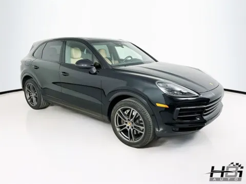 More photos of 2023 Porsche Cayenne Platinum Edition at HBi Auto, NC