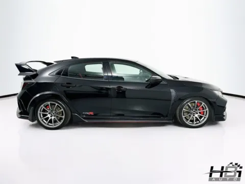 More photos of 2017 Honda Civic Type R Touring at HBi Auto, NC