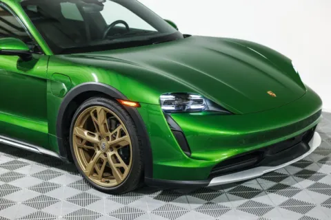 More photos of 2023 Porsche Taycan Cross Turismo 4S at HBi Auto, NC