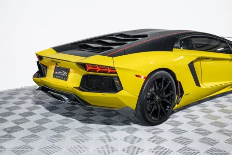 More photos of 2016 Lamborghini Aventador LP700-4 Pirelli Edition at HBi Auto, NC