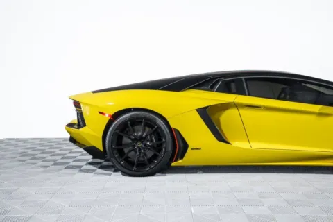 Photos of 2016 Lamborghini Aventador LP700-4 Pirelli Edition for sale in Mocksville, NC at HBi Auto