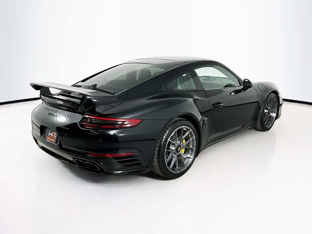 2018 Porsche 911 Turbo S - Photo 6