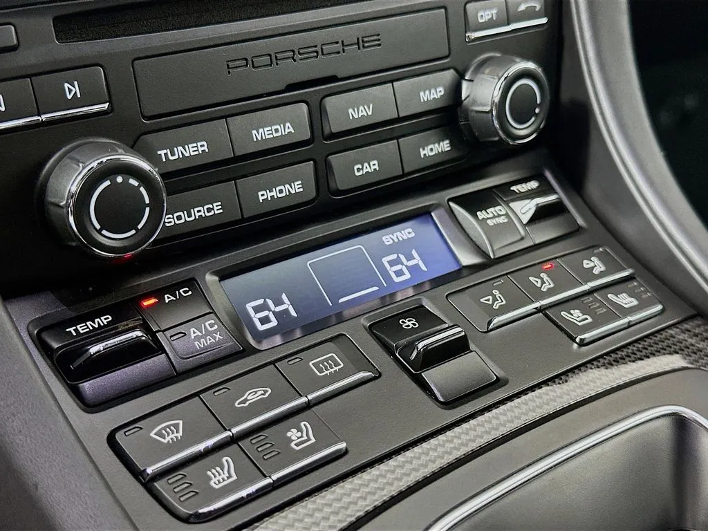 2018 Porsche 911 Turbo S - Photo 13
