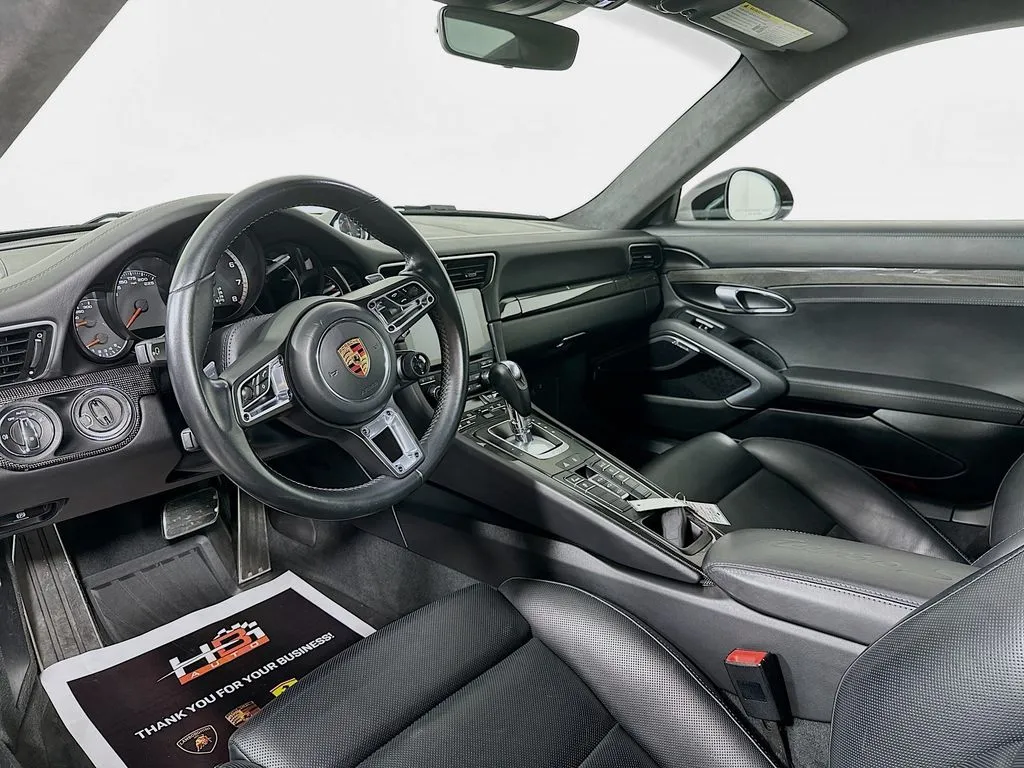 2018 Porsche 911 Turbo S - Photo 10