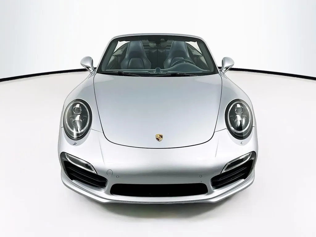 2015 Porsche 911 Turbo S - Photo 23