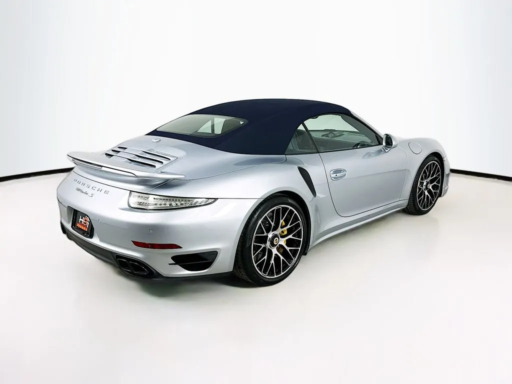 2015 Porsche 911 Turbo S - Photo 6