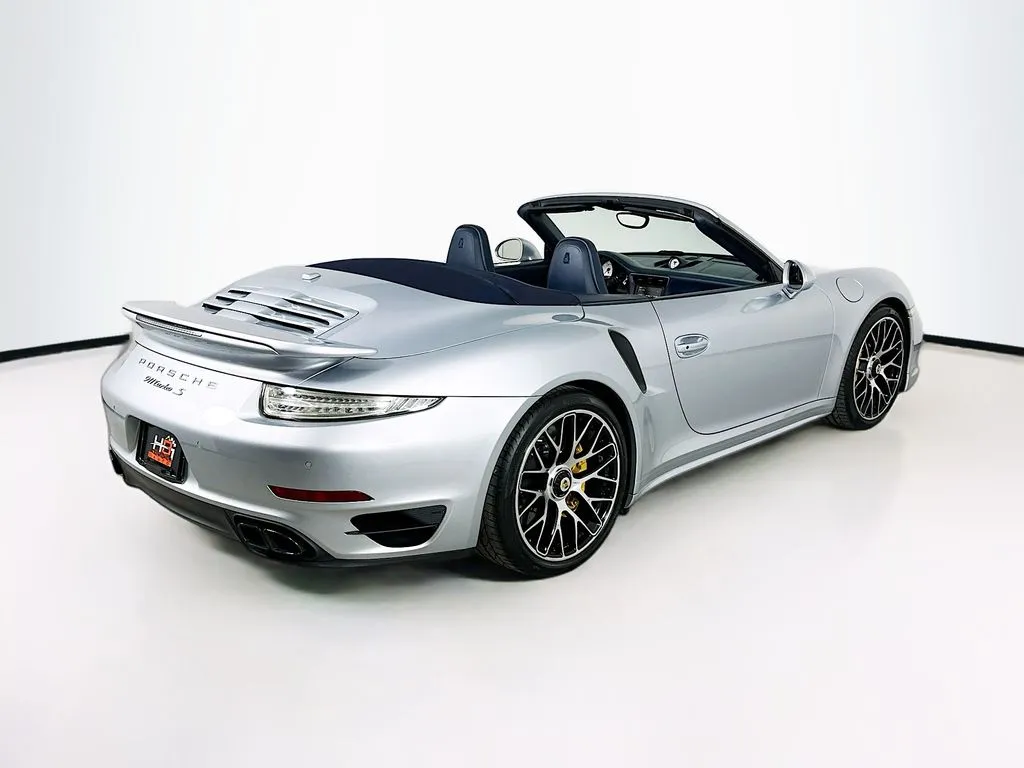 2015 Porsche 911 Turbo S - Photo 28