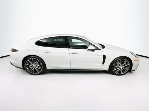 More photos of 2018 Porsche Panamera E-Hybrid 4 at HBi Auto - Mocksville, NC, NC