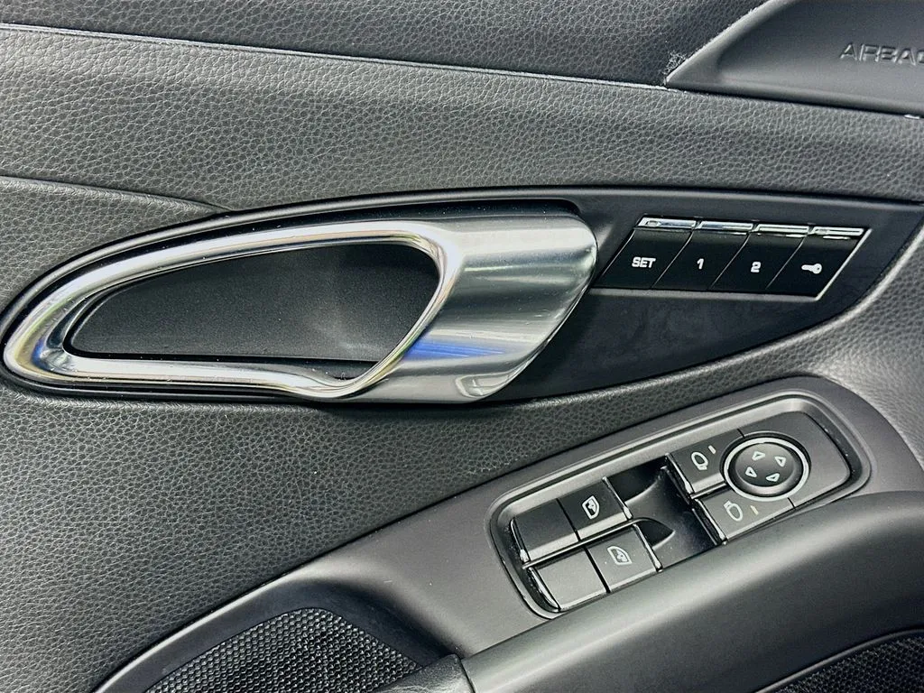 2016 Porsche Boxster S - Photo 14