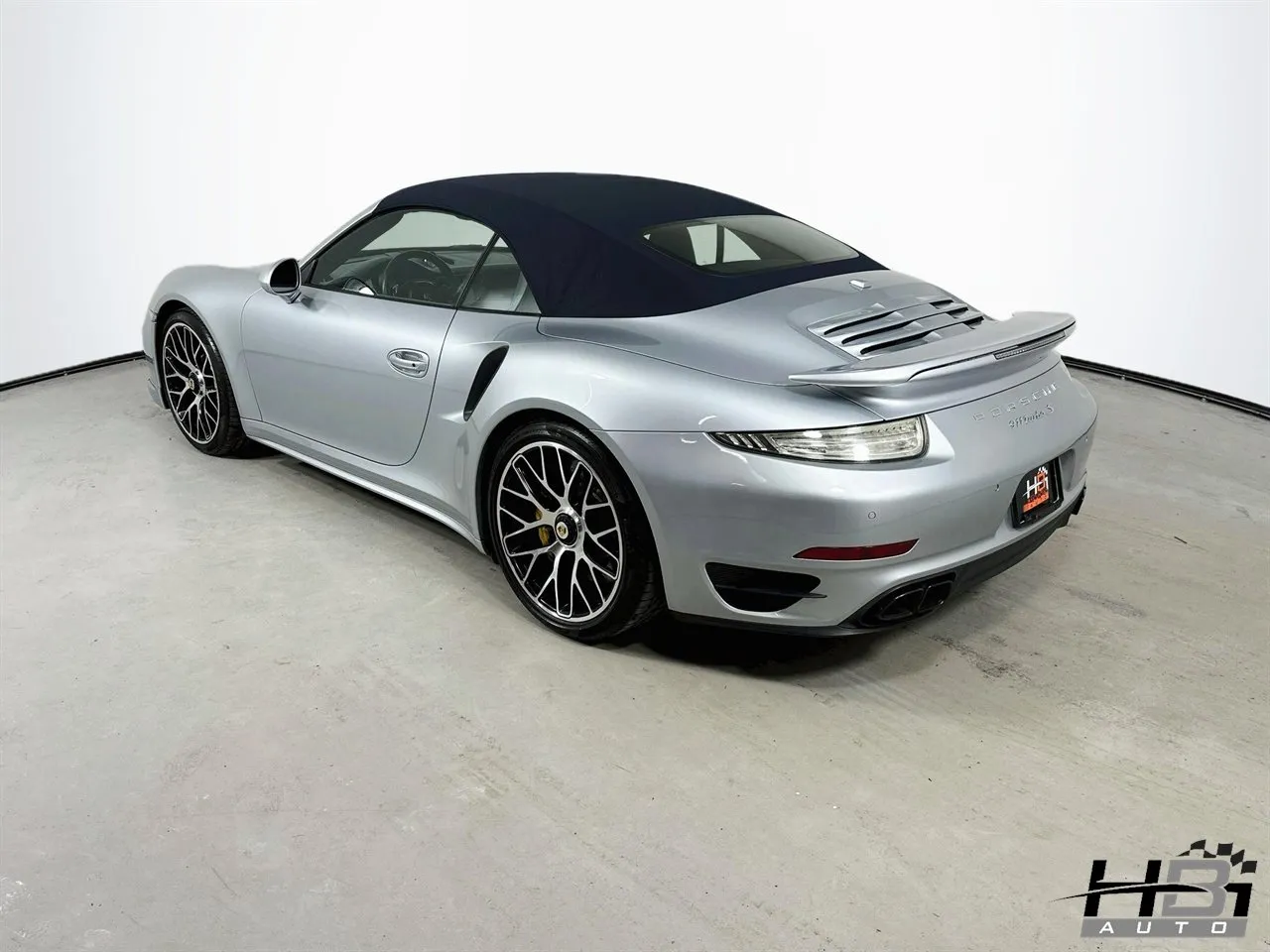 2015 Porsche 911 Turbo S - Photo 7