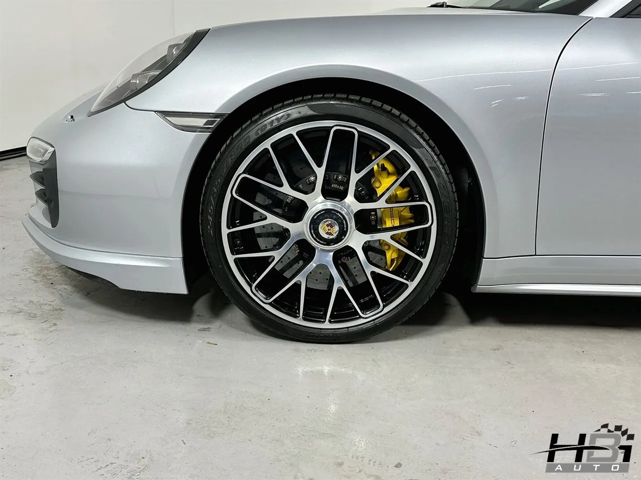 2015 Porsche 911 Turbo S - Photo 17