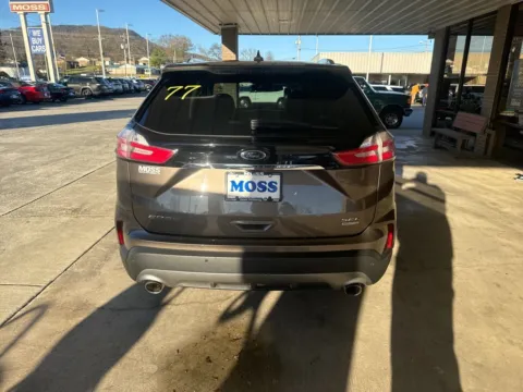 More photos of 2019 Ford Edge SEL at Moss Motor Company, TN