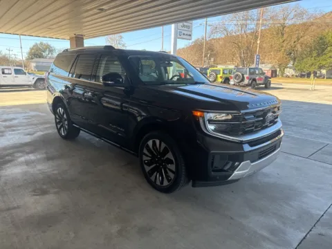 Another view of 2025 Ford Expedition Platinum for sale in South Pittsburg, TN at Moss Motor Company