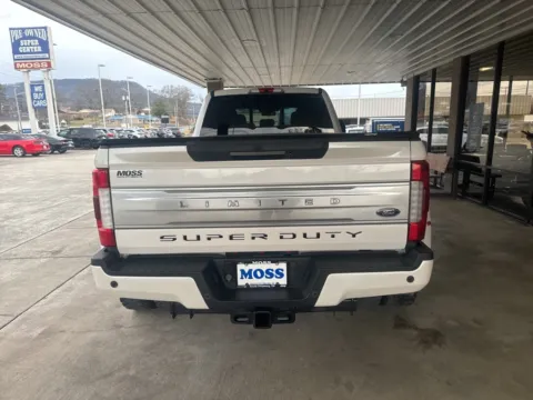 More photos of 2018 Ford F-450SD Limited at Moss Motor Company, TN