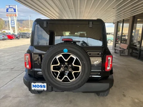 More photos of 2025 Ford Bronco Outer Banks at Moss Motor Company, TN