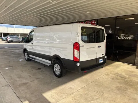 More photos of 2024 Ford Transit-250 at Moss Motor Company, TN