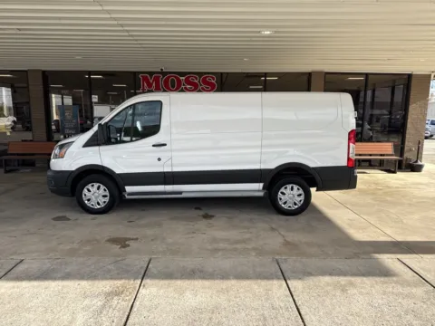 More photos of 2024 Ford Transit-250 at Moss Motor Company, TN