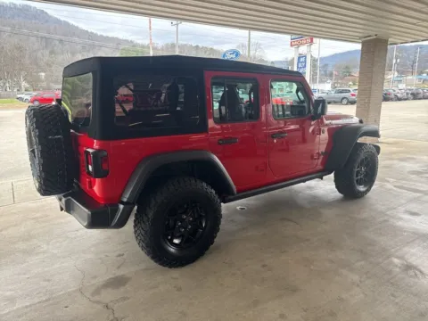 More photos of 2024 Jeep Wrangler Willys at Moss Motor Company, TN