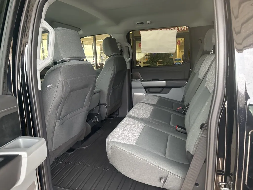 2026 Ford F-250 Super Duty XLT - Photo 15