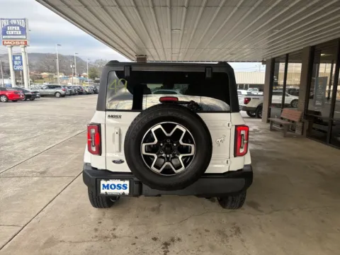 More photos of 2024 Ford Bronco Outer Banks at Moss Motor Company, TN