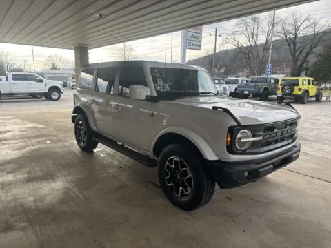 Another view of 2024 Ford Bronco Outer Banks for sale in South Pittsburg, TN at Moss Motor Company