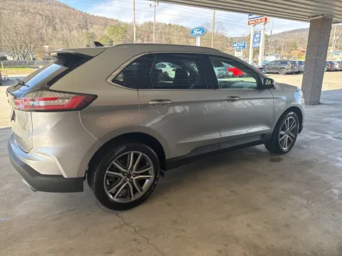 More photos of 2024 Ford Edge Titanium at Moss Motor Company, TN