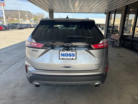 More photos of 2024 Ford Edge Titanium at Moss Motor Company, TN