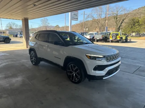 Another view of 2024 Jeep Compass Limited for sale in South Pittsburg, TN at Moss Motor Company