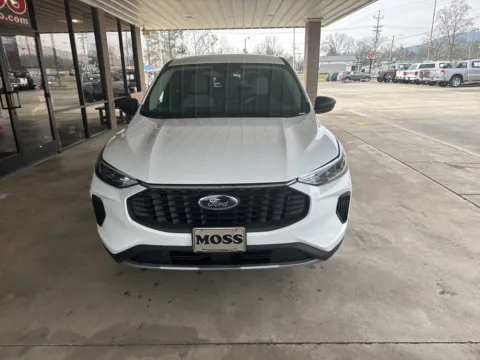 Photos of 2026 Ford Escape Active for sale in South Pittsburg, TN at Moss Motor Company