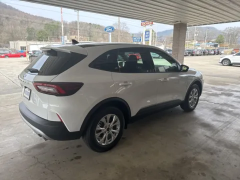 More photos of 2026 Ford Escape Active at Moss Motor Company, TN
