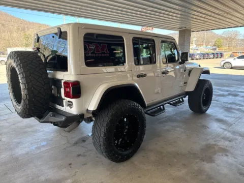 More photos of 2019 Jeep Wrangler Unlimited Rubicon at Moss Motor Company, TN