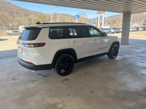 More photos of 2025 Jeep Grand Cherokee L Limited at Moss Motor Company, TN