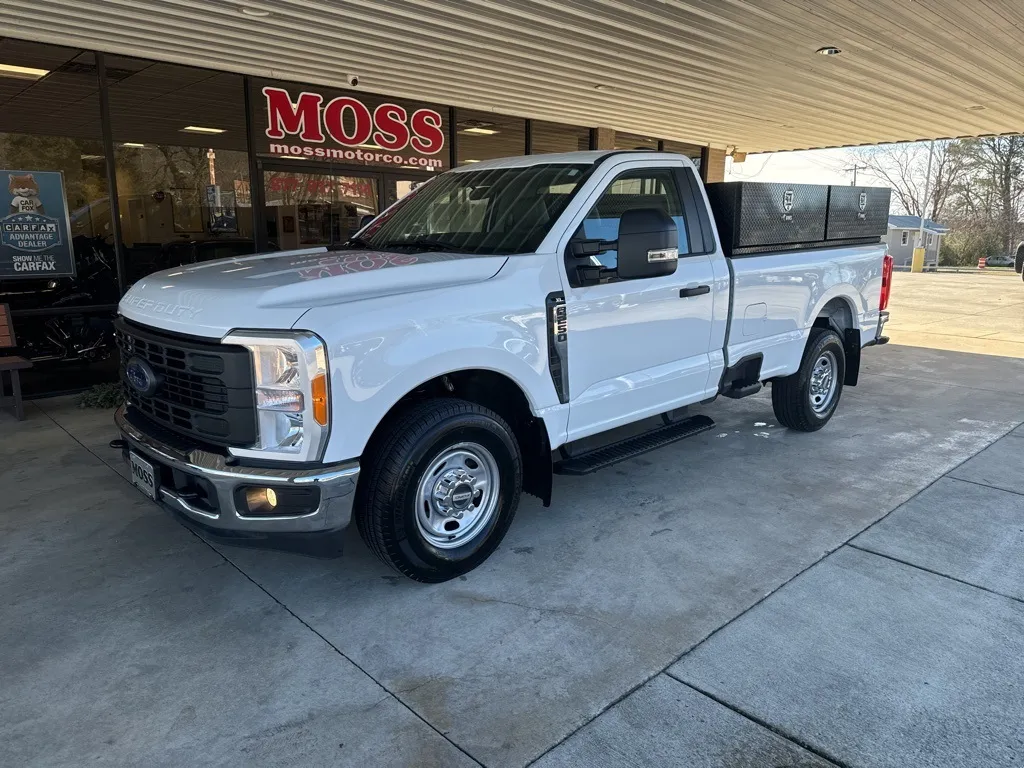 2023 Ford F-250 Base's photo