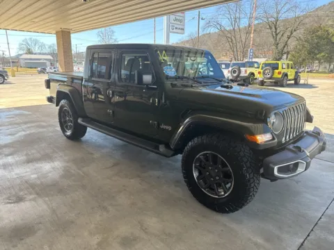 Another view of 2021 Jeep Gladiator Overland for sale in South Pittsburg, TN at Moss Motor Company
