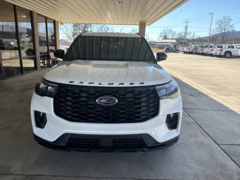 Photos of 2026 Ford Explorer ST-Line for sale in South Pittsburg, TN at Moss Motor Company