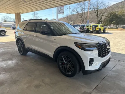 Another view of 2026 Ford Explorer ST-Line for sale in South Pittsburg, TN at Moss Motor Company