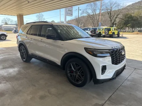 Another view of 2026 Ford Explorer ST-Line for sale in South Pittsburg, TN at Moss Motor Company